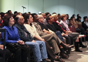 CSUN faculty and students attend to Vargas' words. Karla Henry/EL NUEVO SOL