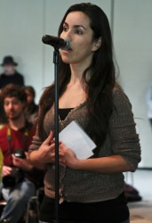 Maribel Serrano, an undocumented CSUN student, shares her story with Vargas and the audience. Karla Henry/EL NUEVO SOL